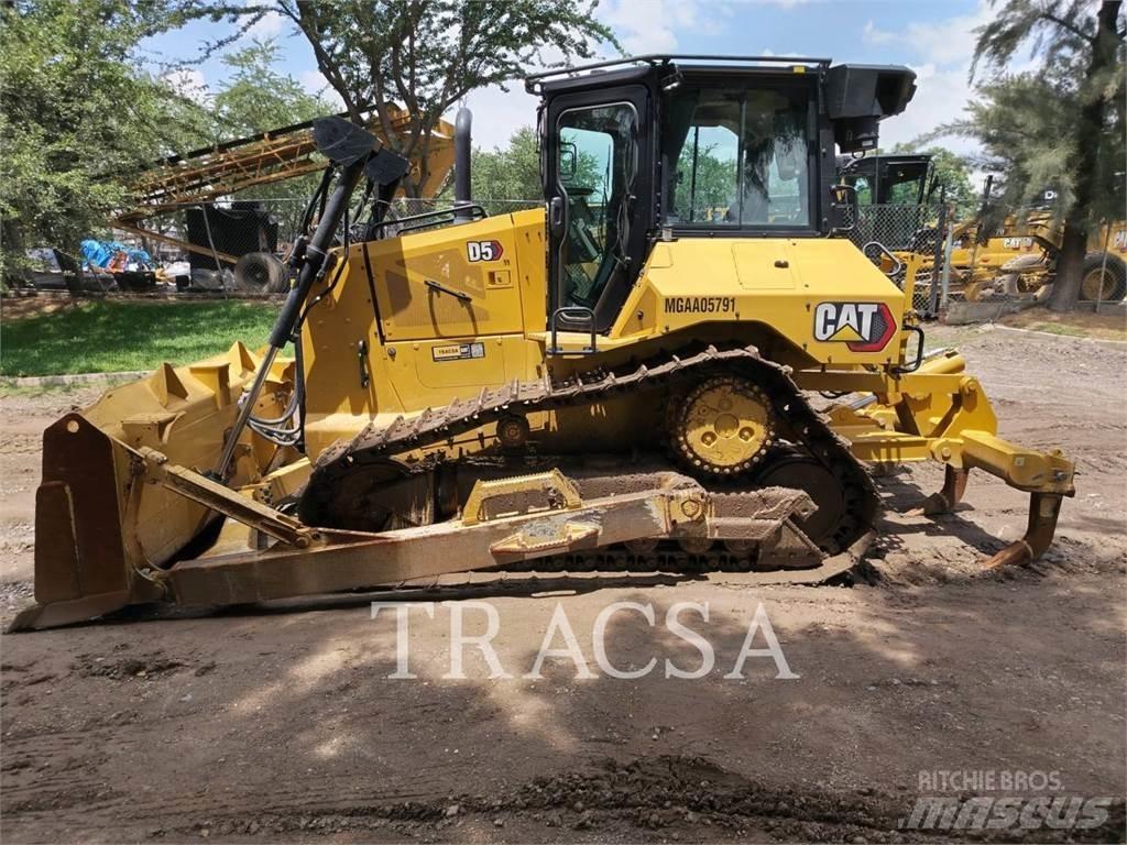 CAT D5 Buldožeri guseničari