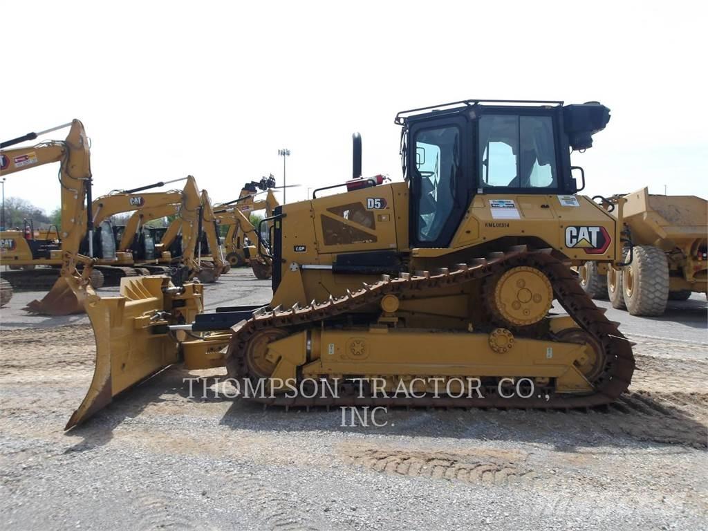 CAT D5 Buldožeri guseničari