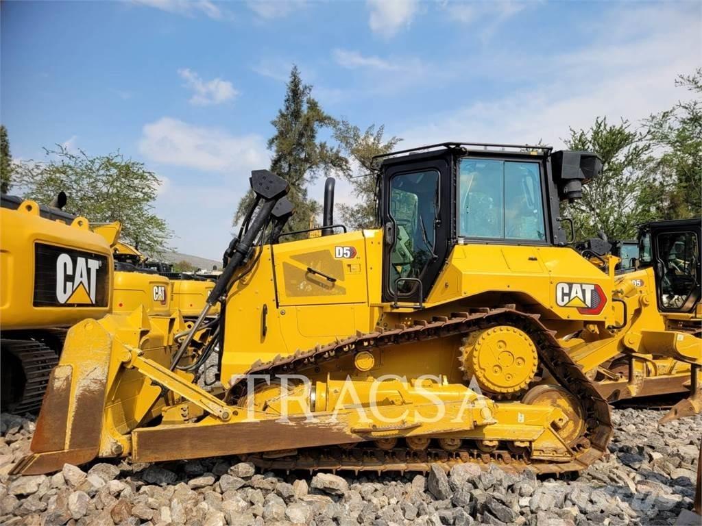 CAT D5 Buldožeri guseničari