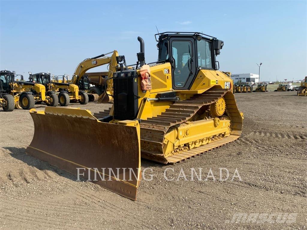 CAT D5 Buldožeri guseničari