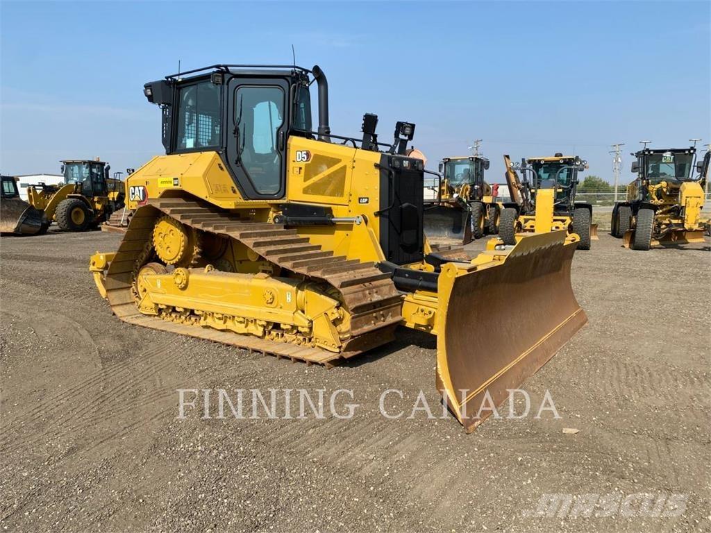 CAT D5 Buldožeri guseničari
