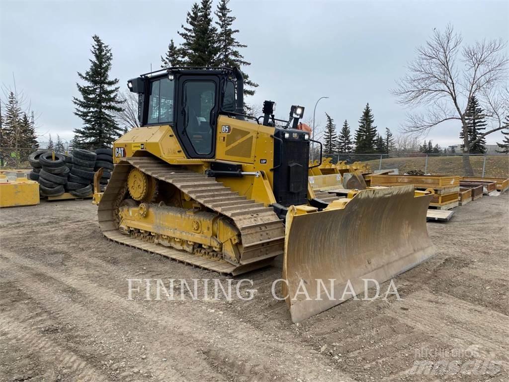 CAT D5-17 Buldožeri guseničari
