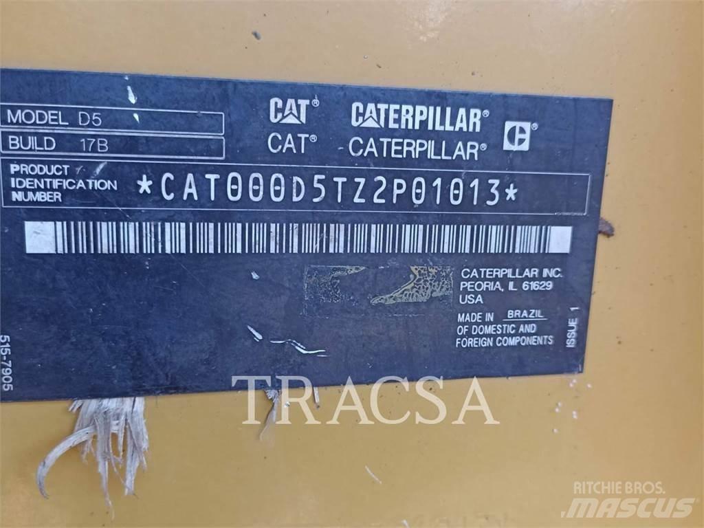 CAT D5-17 Buldožeri guseničari