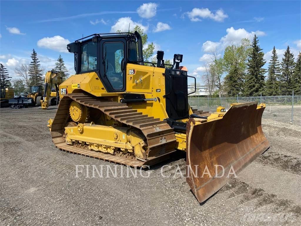 CAT D5-17 Buldožeri guseničari