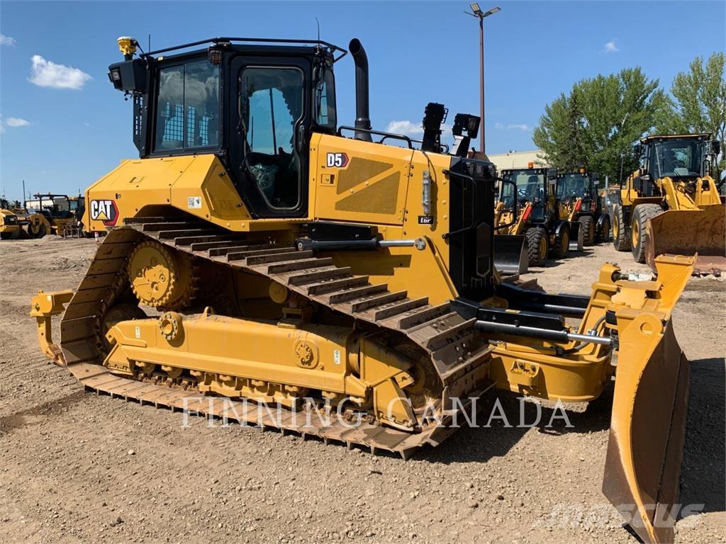 CAT D5-17 Buldožeri guseničari