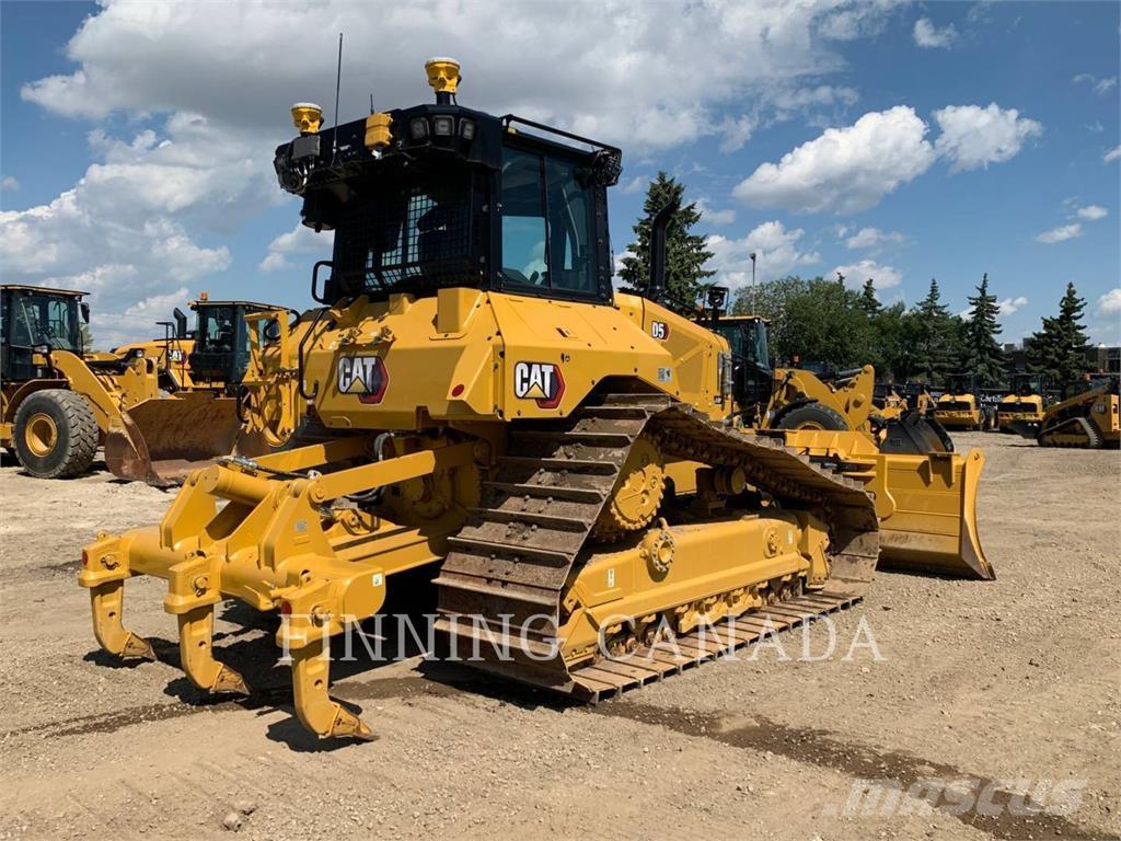 CAT D5-17 Buldožeri guseničari