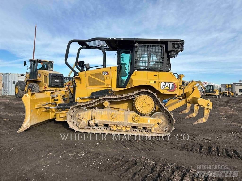 CAT D5-17 XL Buldožeri guseničari