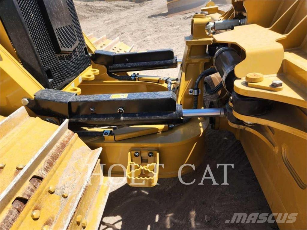 CAT D5-17VP Buldožeri guseničari