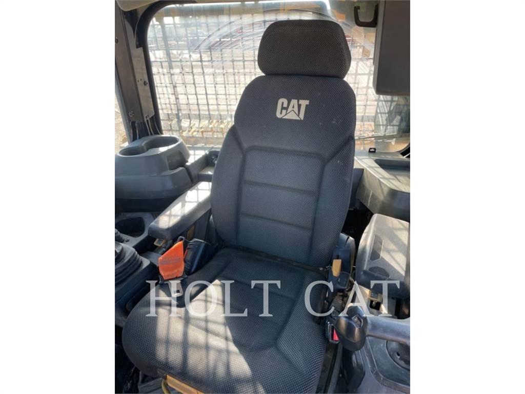 CAT D5 LGPVP Buldožeri guseničari