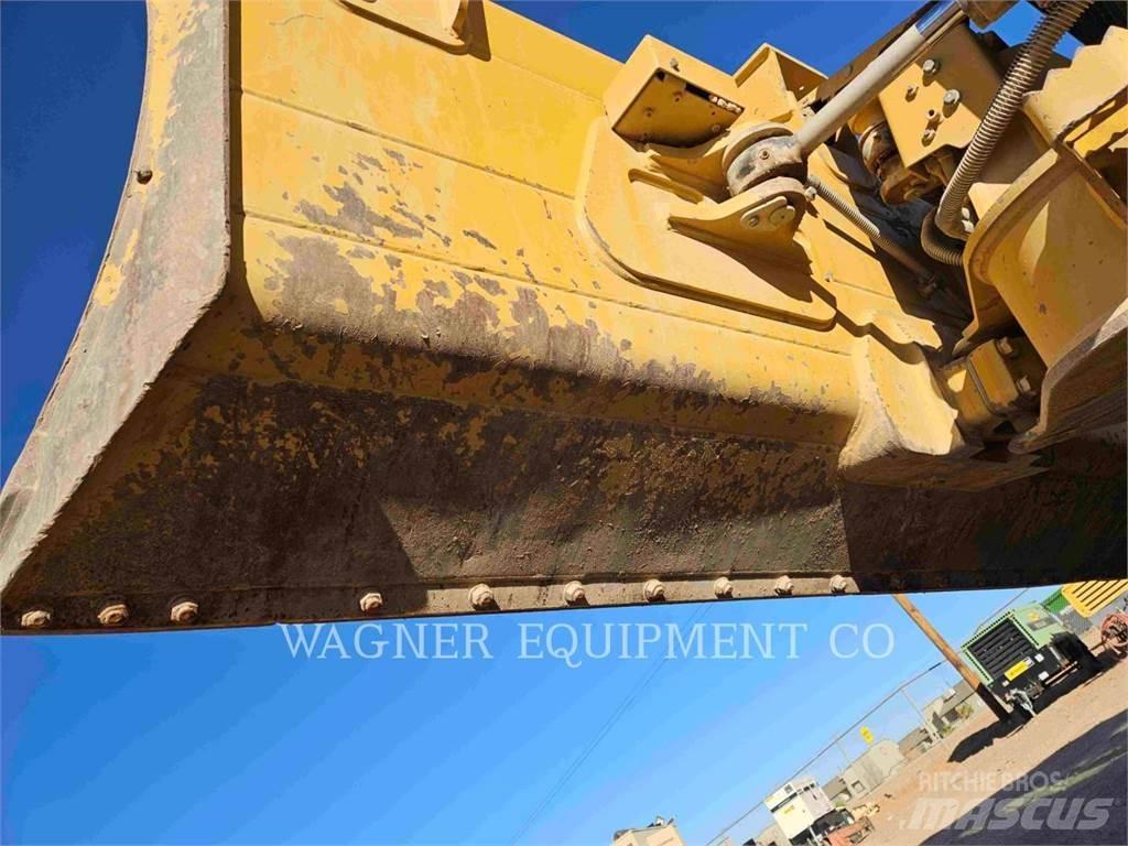 CAT D5K2 Buldožeri guseničari