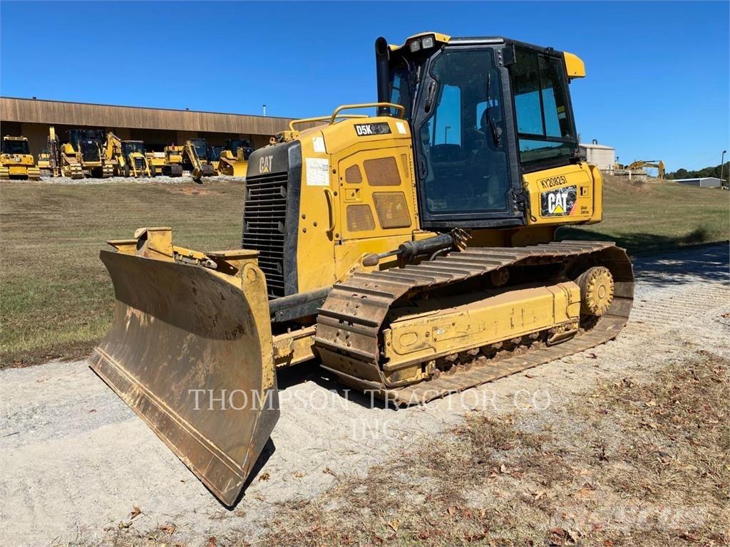 CAT D5K2 LGP Buldožeri guseničari