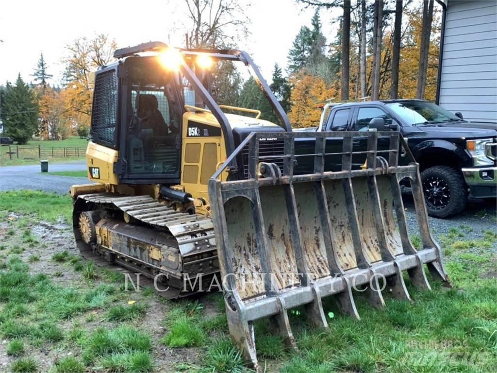 CAT D5K2 XLCB Buldožeri guseničari