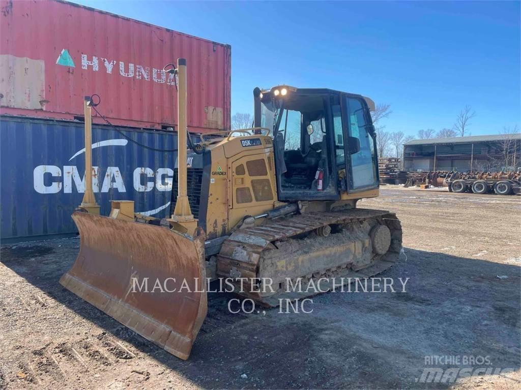 CAT D5K2LGP Buldožeri guseničari