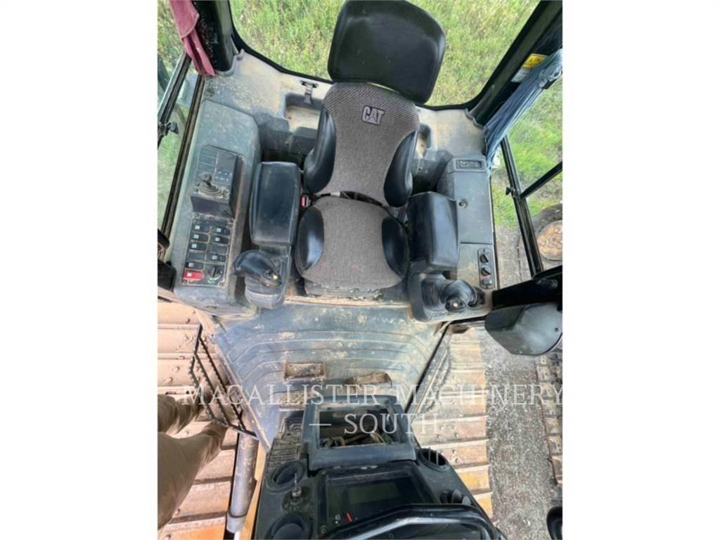 CAT D5K2LGP Buldožeri guseničari
