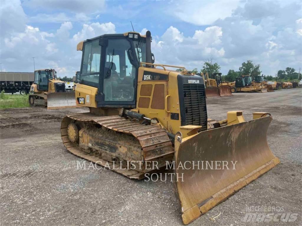 CAT D5K2LGP Buldožeri guseničari