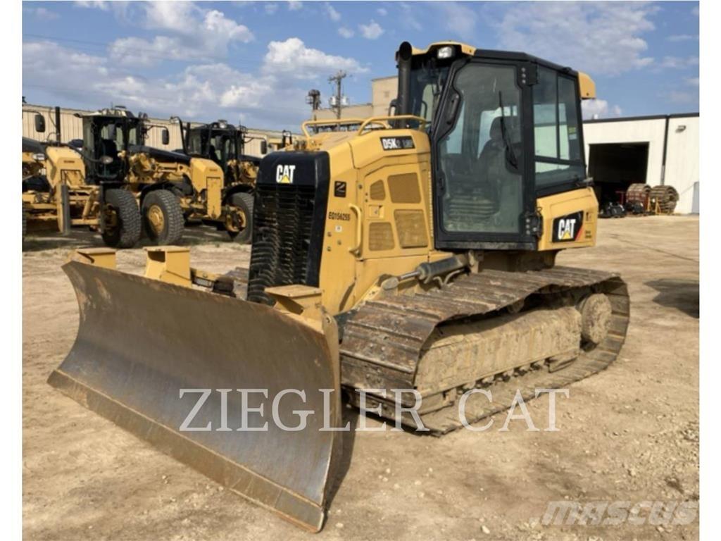 CAT D5K2LGP Buldožeri guseničari