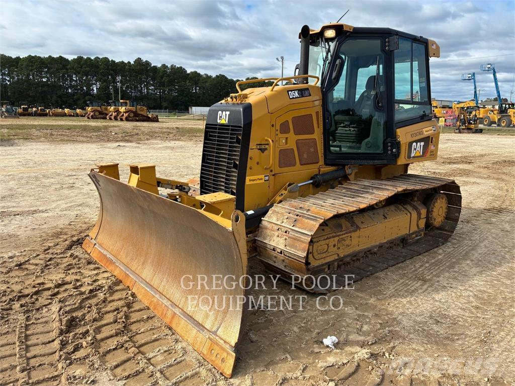 CAT D5K2LGP Buldožeri guseničari