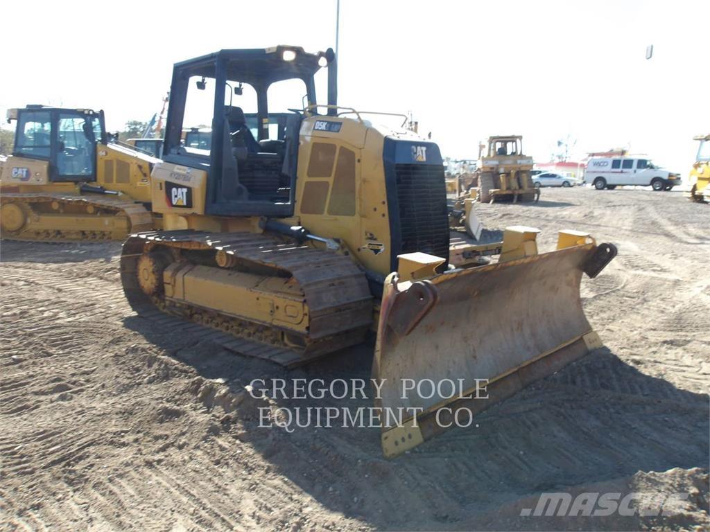 CAT D5K2LGP Buldožeri guseničari