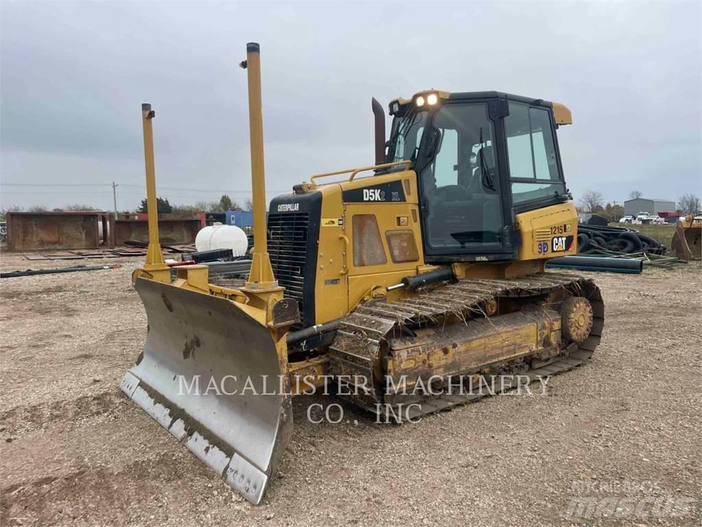 CAT D5K2XL Buldožeri guseničari