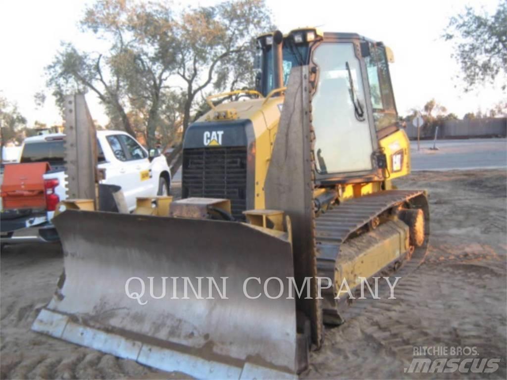 CAT D5K2XL Buldožeri guseničari
