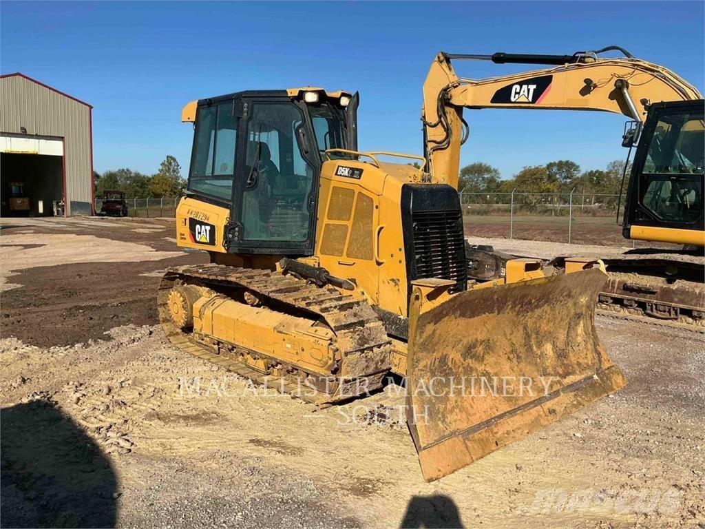 CAT D5K2XL Buldožeri guseničari