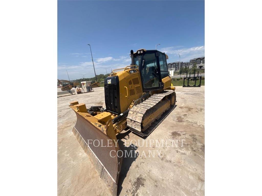 CAT D5K2XLA Buldožeri guseničari