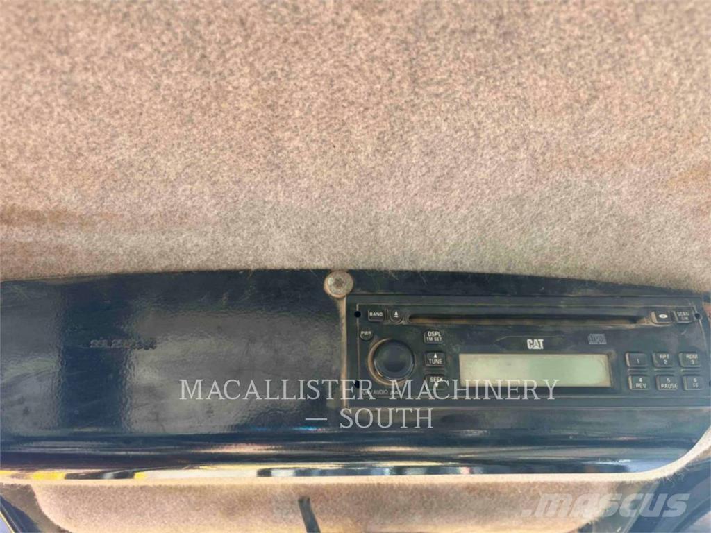 CAT D5KXL Buldožeri guseničari