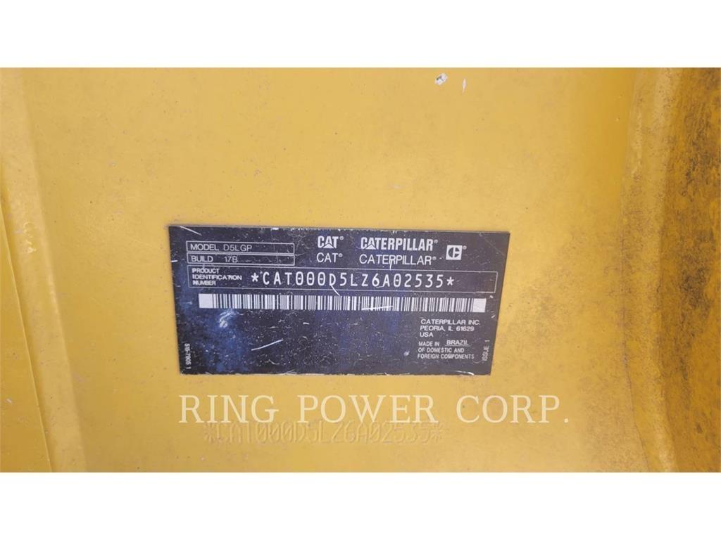 CAT D5VPEW Buldožeri guseničari