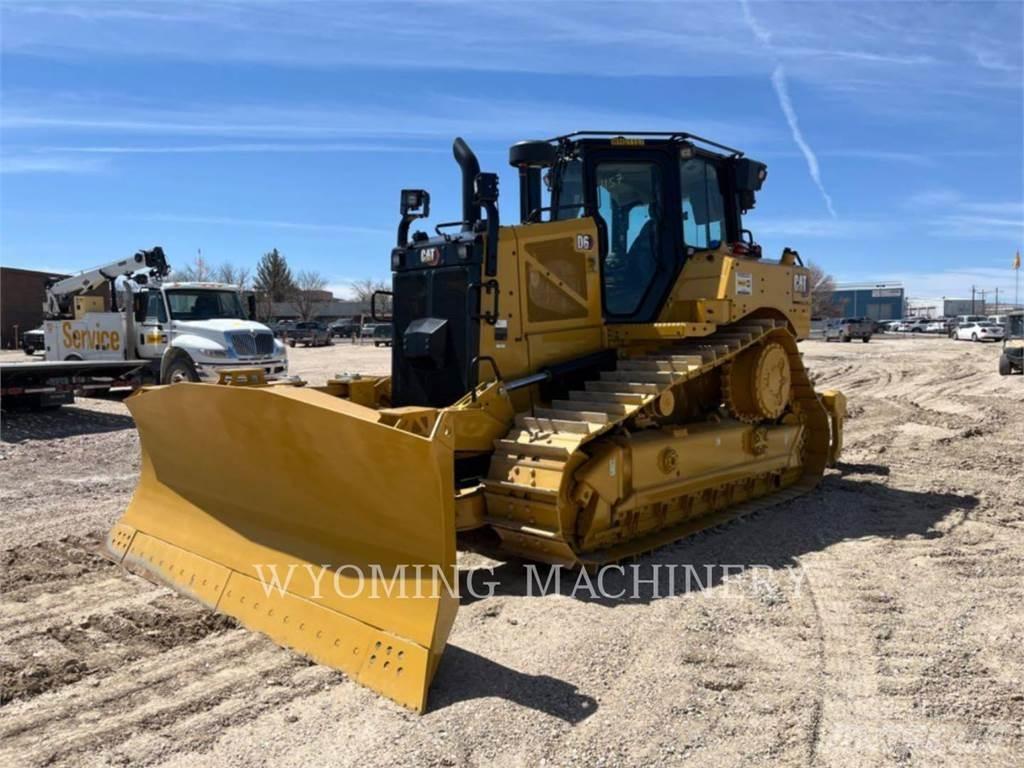 CAT D6 Buldožeri guseničari