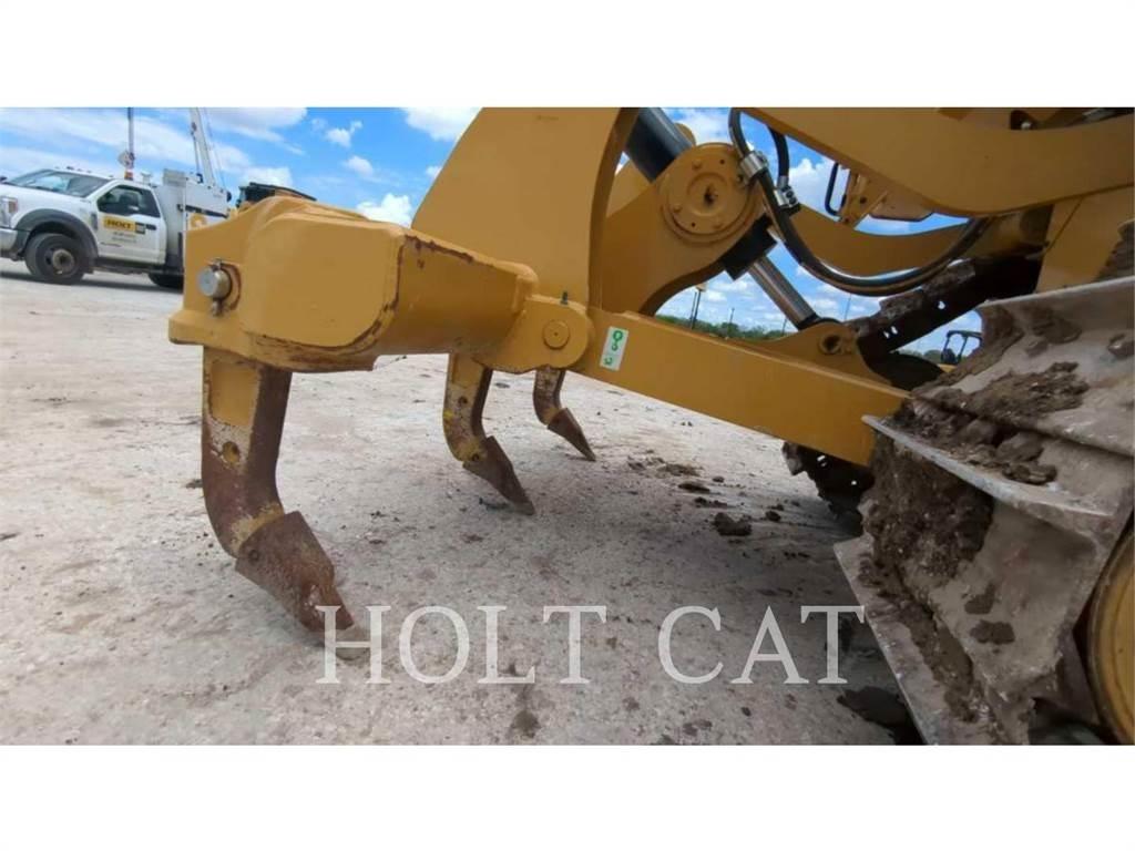 CAT D6 Buldožeri guseničari