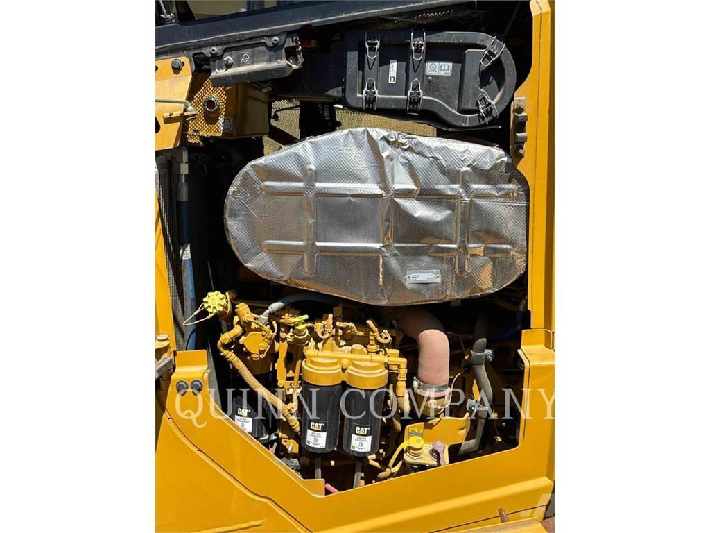 CAT D6 Buldožeri guseničari