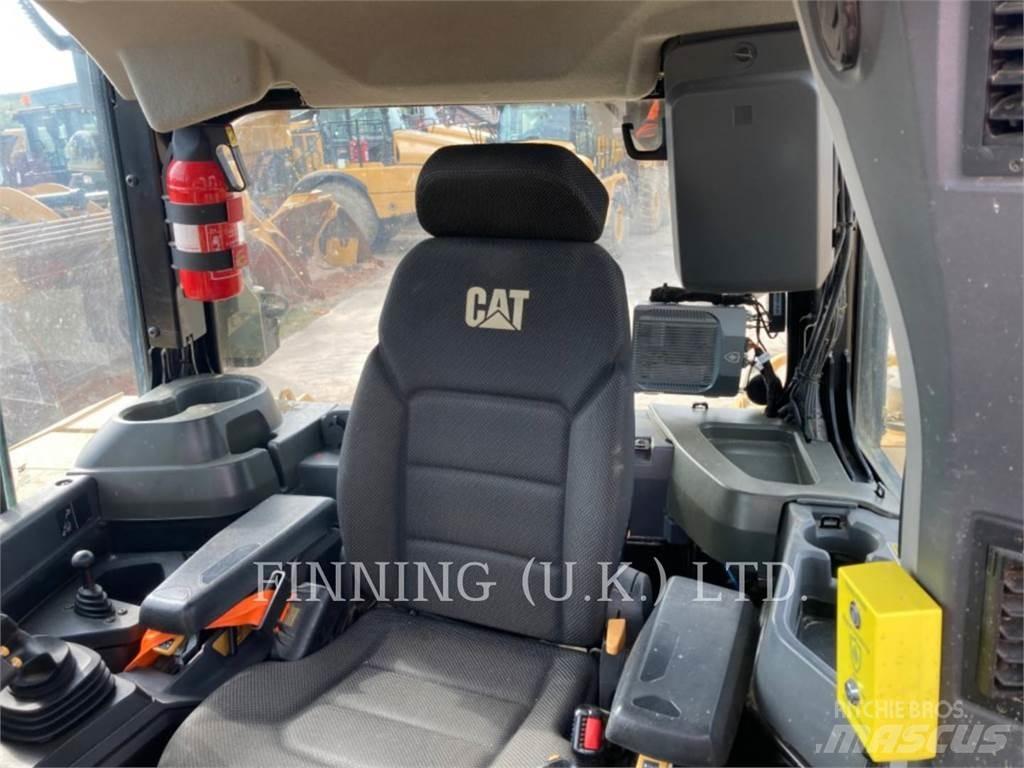 CAT D6 LGP 36 Buldožeri guseničari