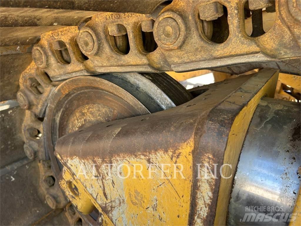 CAT D6 LGP 3D Buldožeri guseničari