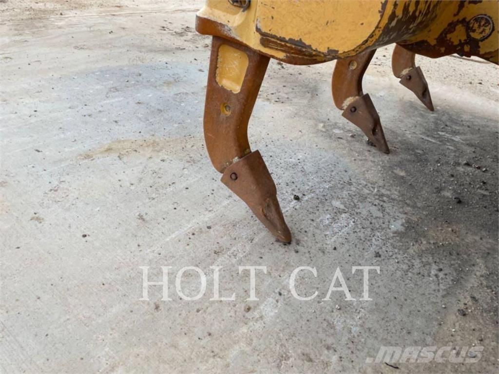 CAT D6 LGPVP3 Buldožeri guseničari