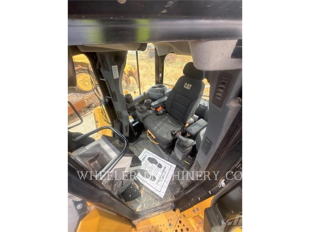 CAT D6 XL VP Buldožeri guseničari