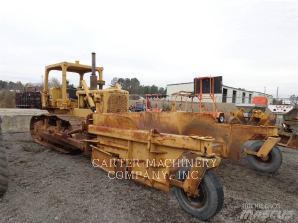 CAT D6C Buldožeri guseničari