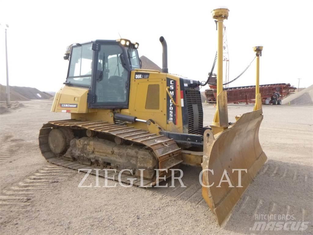 CAT D6K2 Buldožeri guseničari
