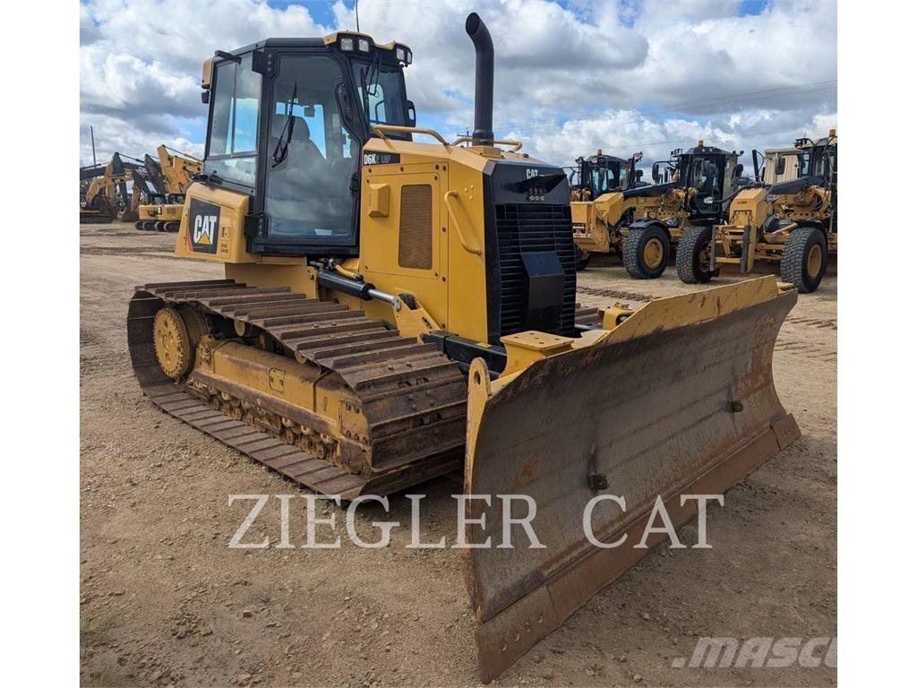 CAT D6K2 Buldožeri guseničari