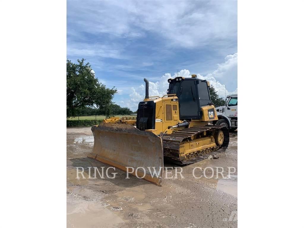 CAT D6K2LGPEW Buldožeri guseničari