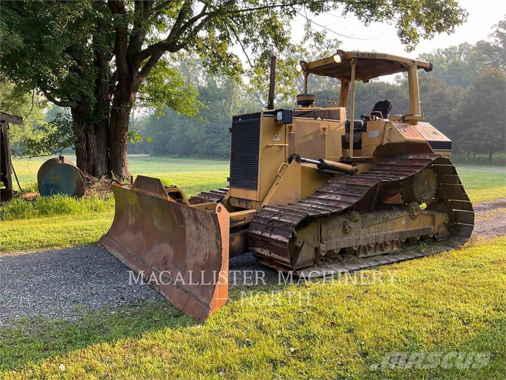 CAT D6ML Buldožeri guseničari