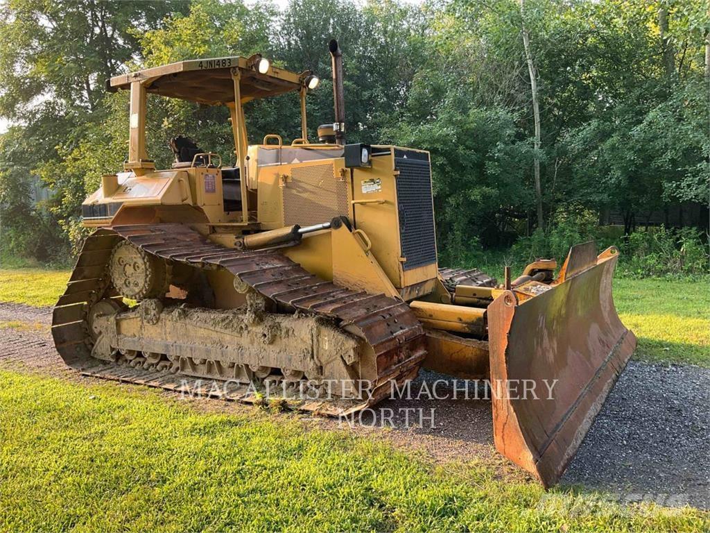 CAT D6ML Buldožeri guseničari