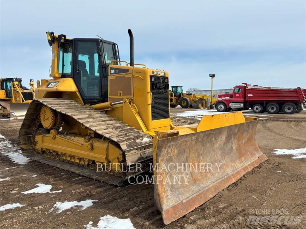 CAT D6N Buldožeri guseničari