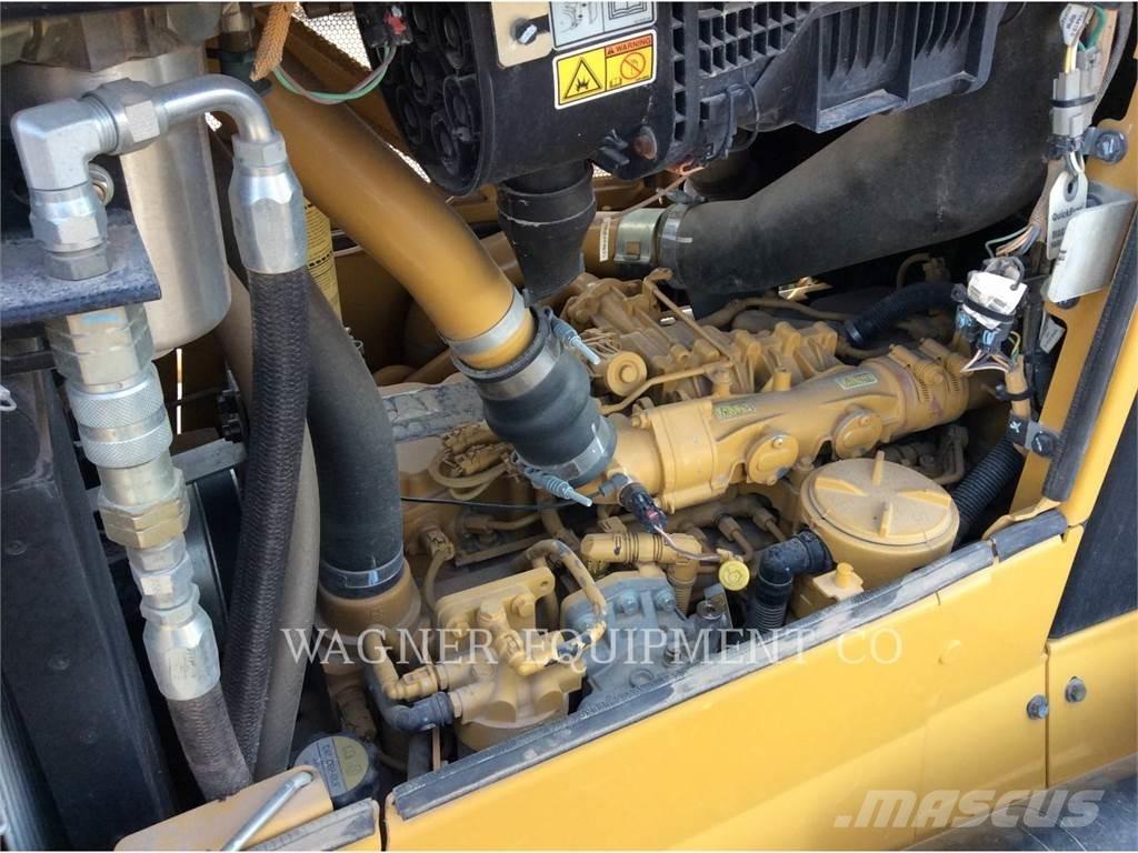 CAT D6N LGP PL Buldožeri guseničari