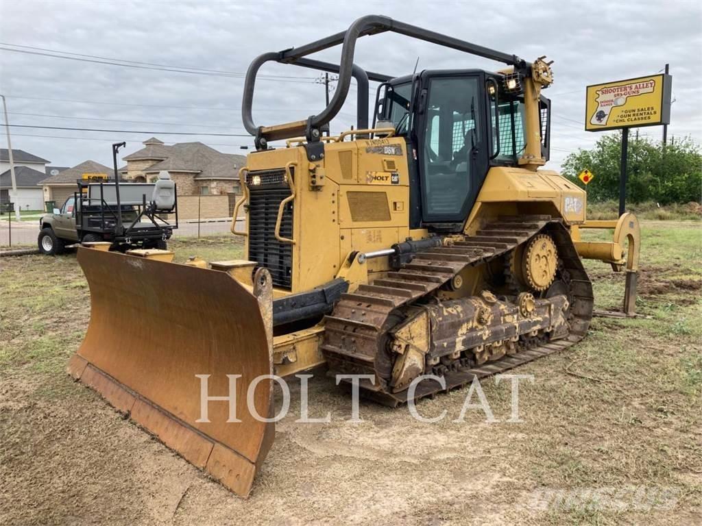 CAT D6N XL Buldožeri guseničari