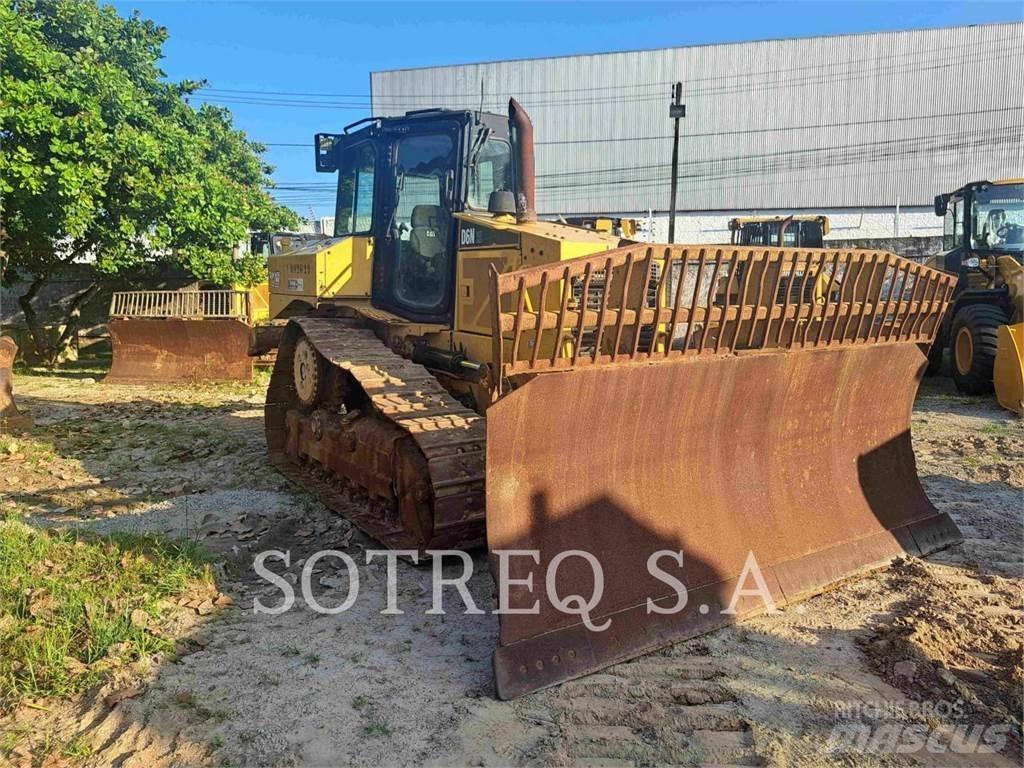 CAT D6NXL Buldožeri guseničari