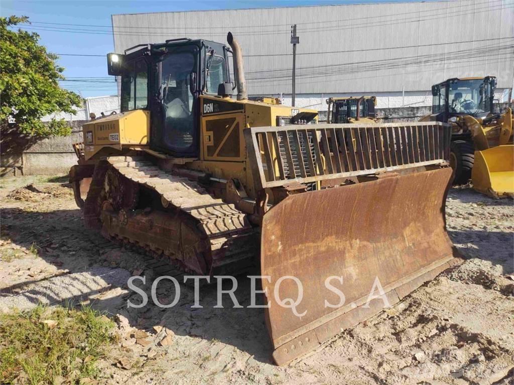 CAT D6NXL Buldožeri guseničari