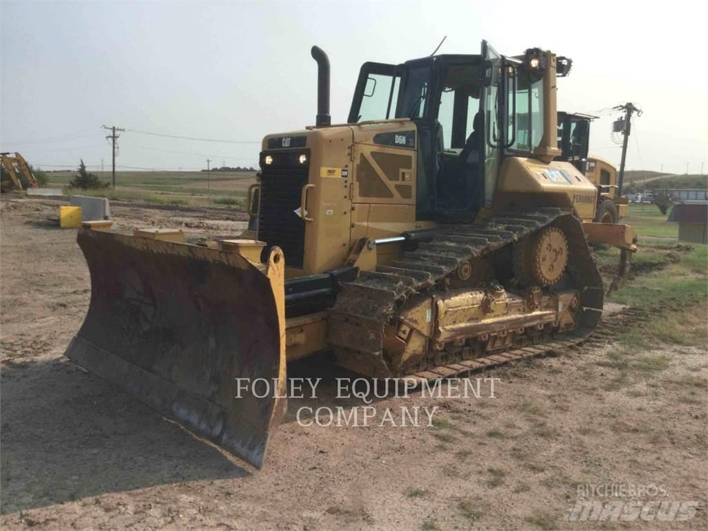 CAT D6NXL Buldožeri guseničari