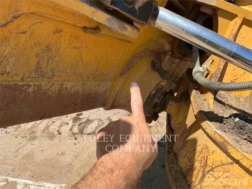 CAT D6NXL Buldožeri guseničari