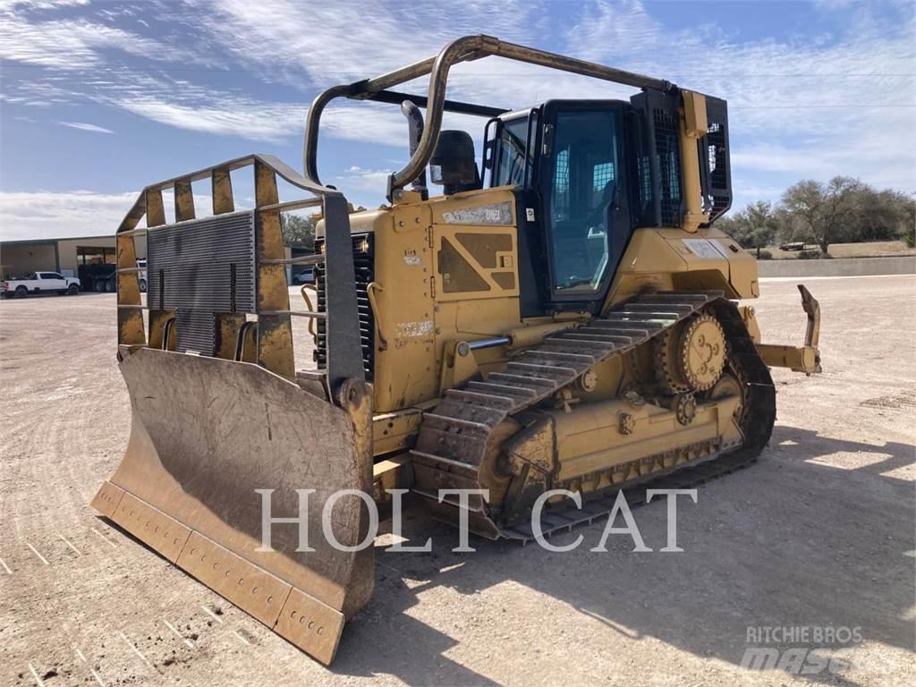 CAT D6NXL Buldožeri guseničari