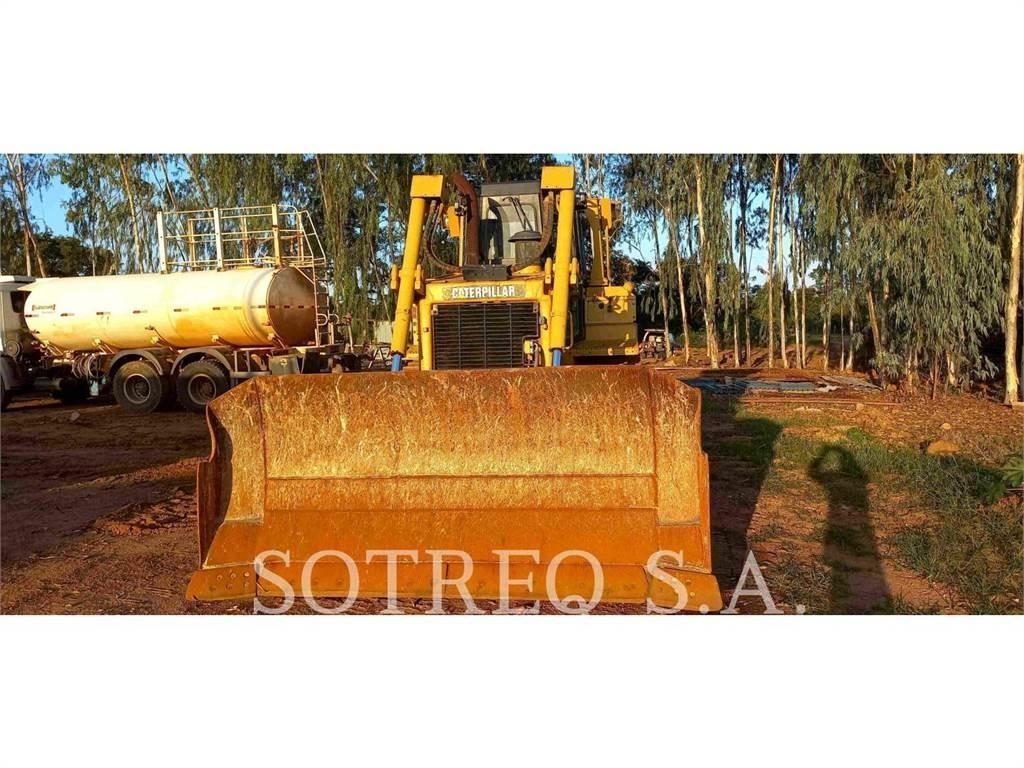CAT D6T Buldožeri guseničari